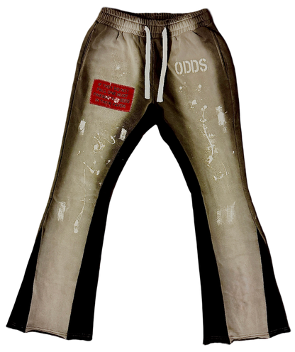 FINESSE THE “ODDS” FLARED SWEATPANTS